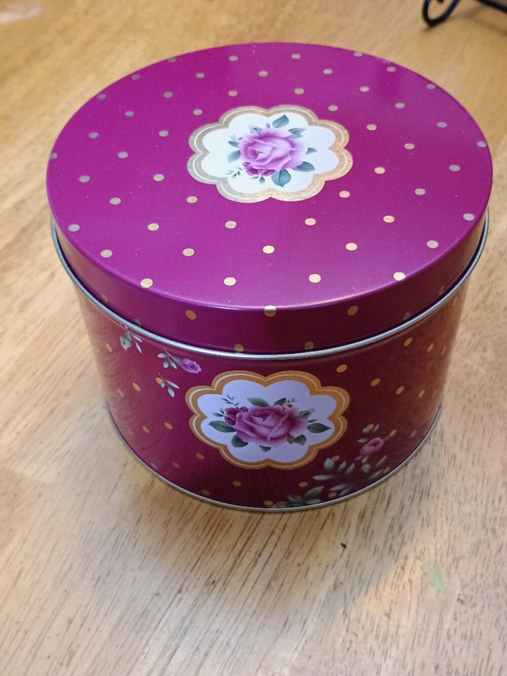 Royal Albert New Country Roses White Seasonal Mug
